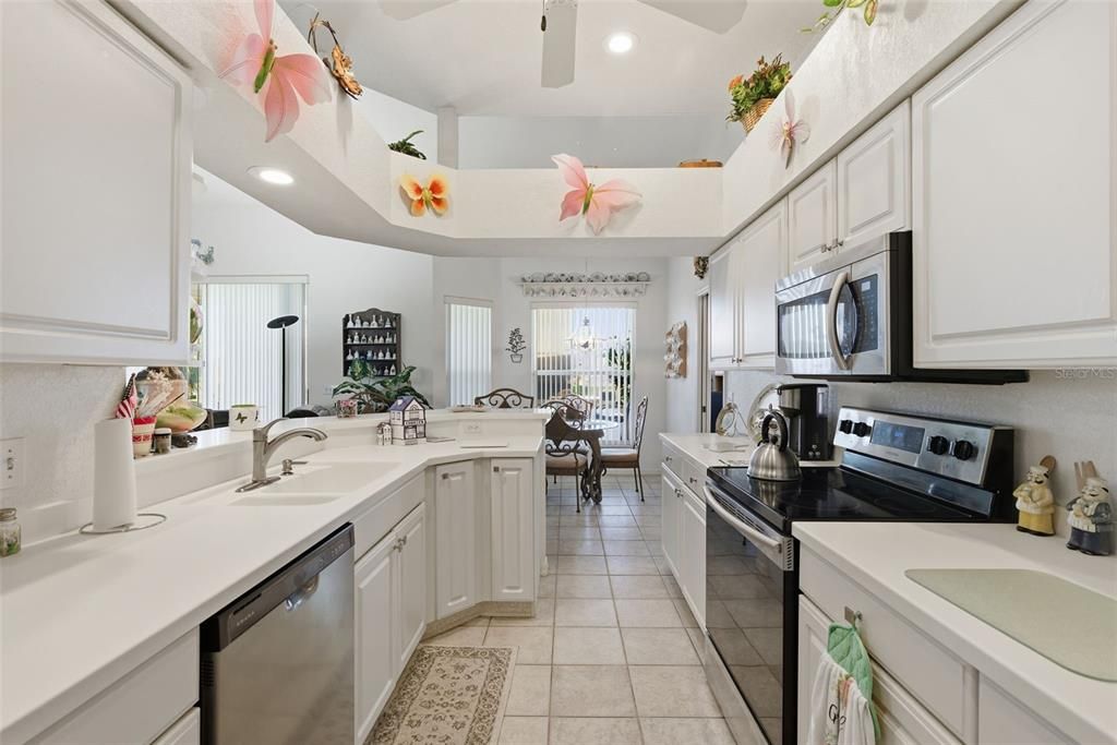 待售: $359,900 (3 贝兹, 2 浴室, 1716 平方英尺)