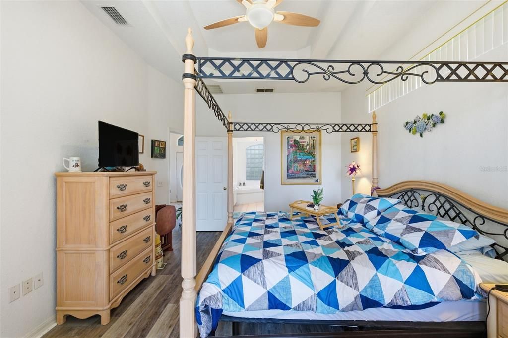 待售: $359,900 (3 贝兹, 2 浴室, 1716 平方英尺)