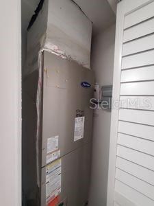 For Sale: $320,000 (3 beds, 2 baths, 1176 Square Feet)