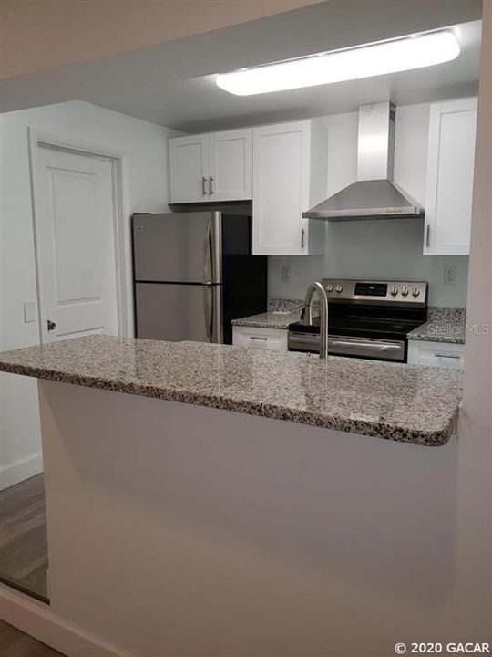 For Sale: $320,000 (3 beds, 2 baths, 1176 Square Feet)