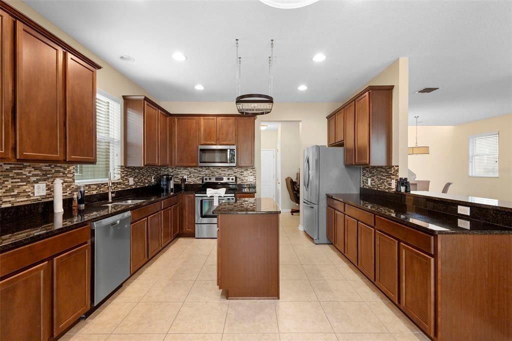 В аренду: $2,850 (3 спален, 3 ванн, 2178 Квадратных фут)