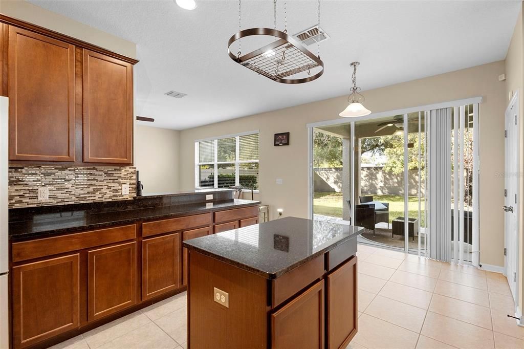 В аренду: $2,850 (3 спален, 3 ванн, 2178 Квадратных фут)