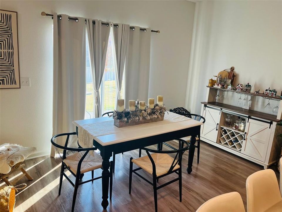 En Renta: $2,900 (3 camas, 2 baños, 2005 Pies cuadrados)