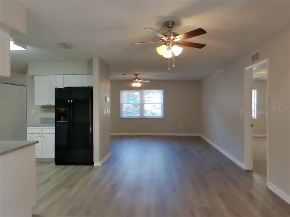 В аренду: $1,889 (3 спален, 2 ванн, 1504 Квадратных фут)