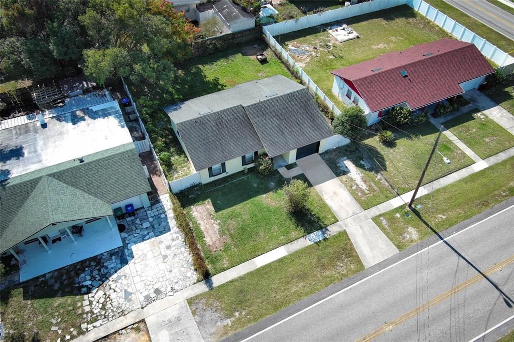 Под контрактом: $250,000 (3 спален, 1 ванн, 1040 Квадратных фут)