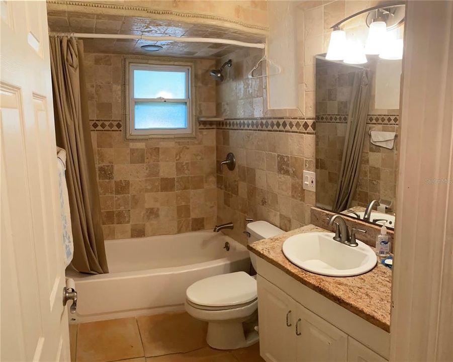 待售: $179,900 (3 贝兹, 2 浴室, 1125 平方英尺)