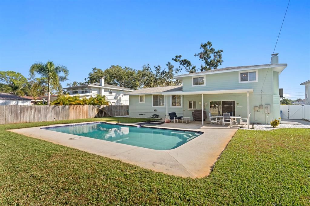 For Sale: $699,000 (4 beds, 3 baths, 2335 Square Feet)