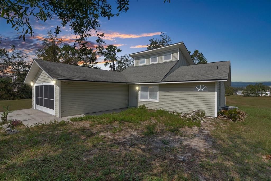 For Sale: $175,000 (3 beds, 2 baths, 1949 Square Feet)