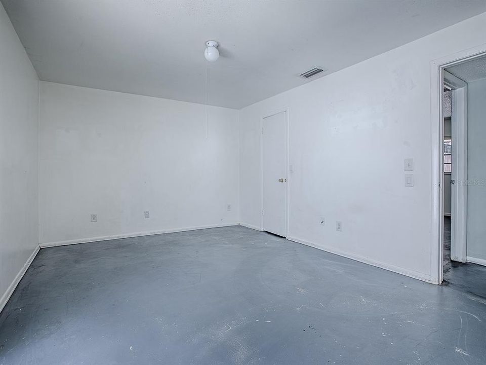 待售: $379,900 (4 贝兹, 2 浴室, 1680 平方英尺)