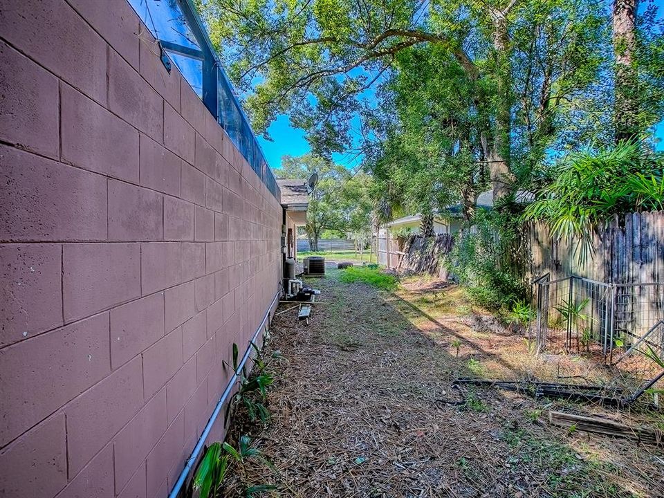 待售: $379,900 (4 贝兹, 2 浴室, 1680 平方英尺)