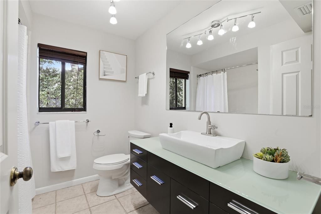 Active With Contract: $595,000 (4 beds, 3 baths, 2971 Square Feet)