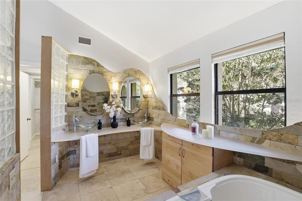 Active With Contract: $595,000 (4 beds, 3 baths, 2971 Square Feet)