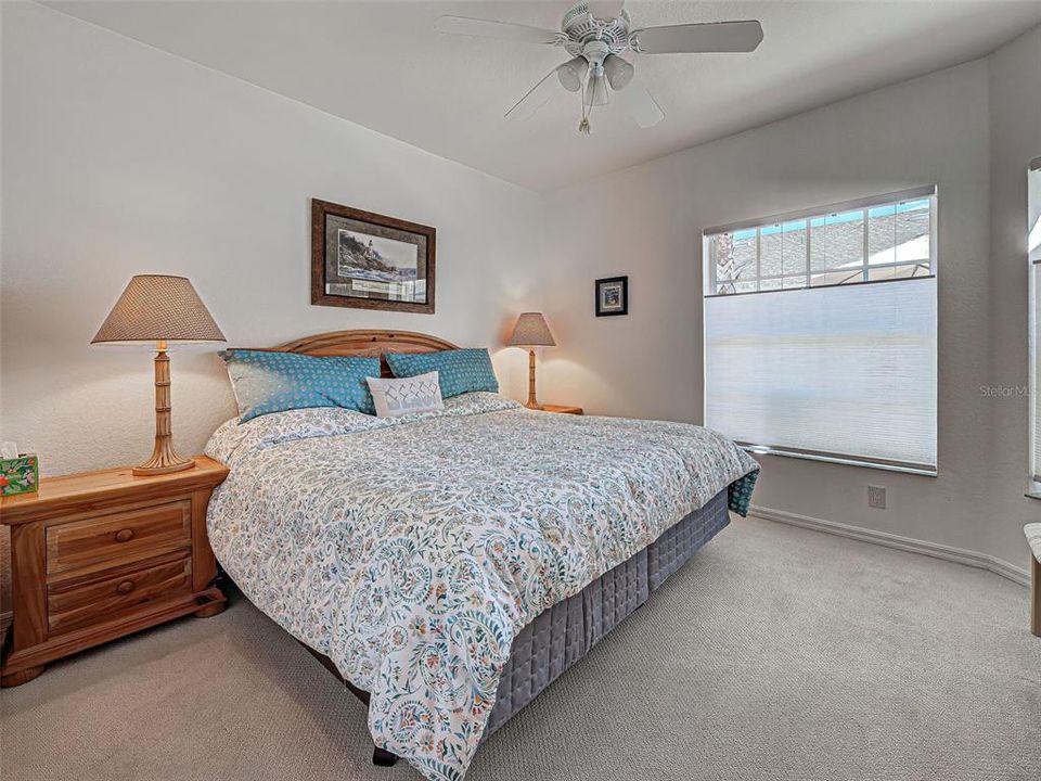 待售: $349,900 (2 贝兹, 2 浴室, 1348 平方英尺)