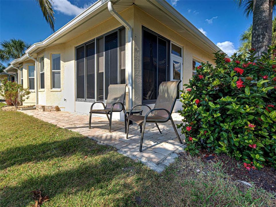 待售: $349,900 (2 贝兹, 2 浴室, 1348 平方英尺)