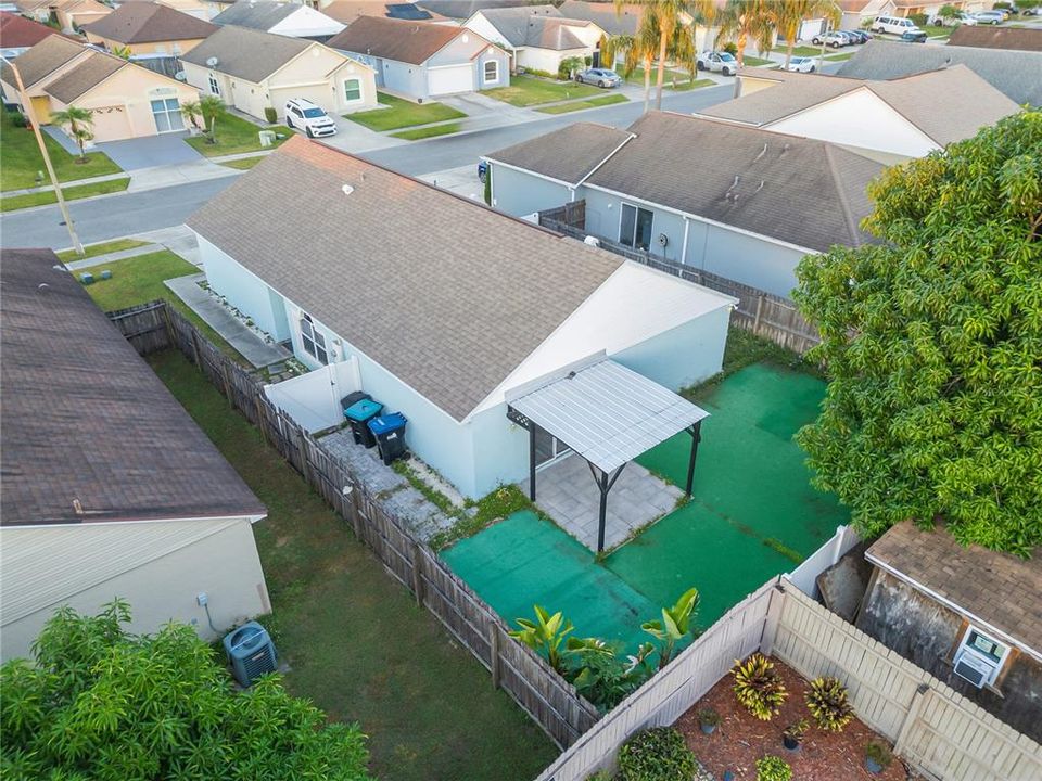 合同活跃: $359,987 (3 贝兹, 2 浴室, 1292 平方英尺)