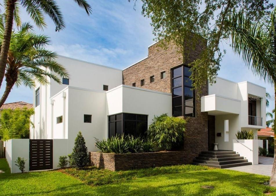 На продажу: $2,595,000 (4 спален, 4 ванн, 3784 Квадратных фут)