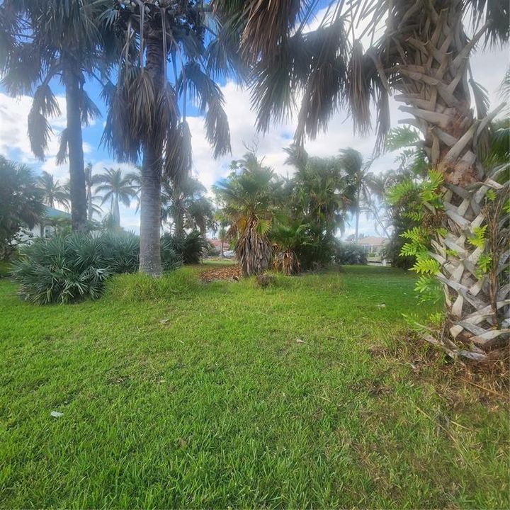 En Venta: $420,000 (0.51 acres)