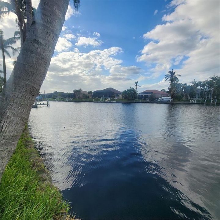 En Venta: $420,000 (0.51 acres)