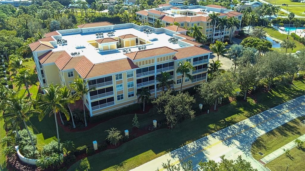 For Sale: $325,000 (3 beds, 2 baths, 1768 Square Feet)