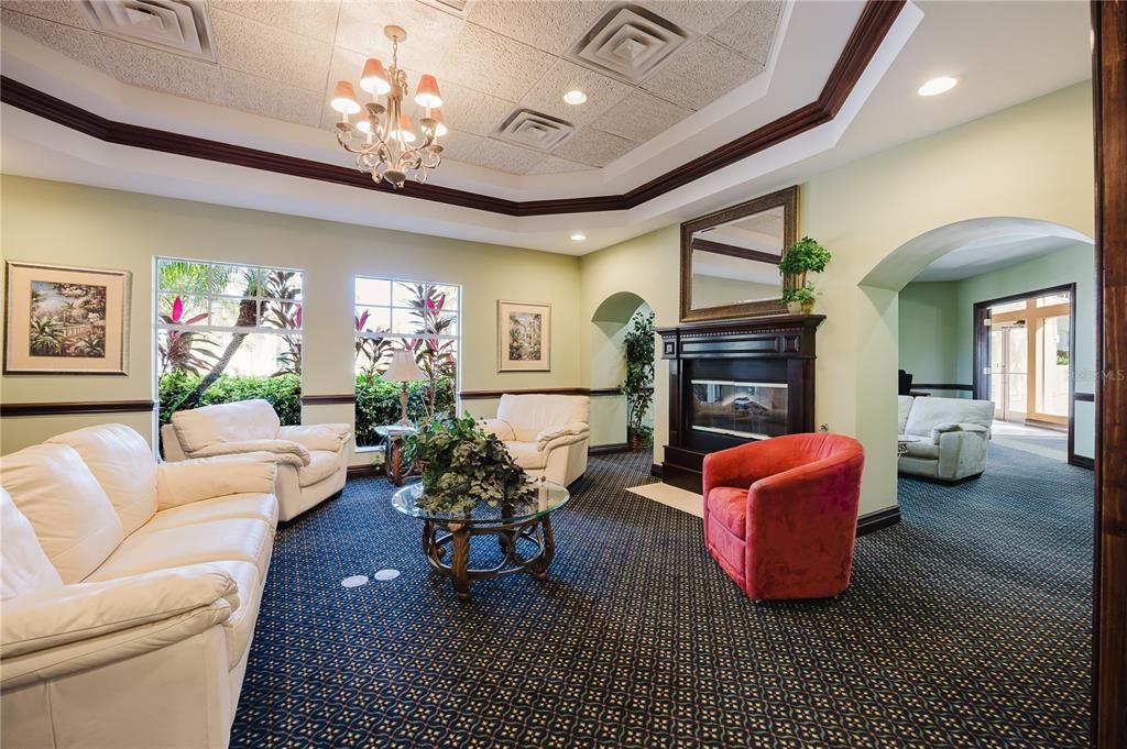 待售: $325,000 (3 贝兹, 2 浴室, 1768 平方英尺)