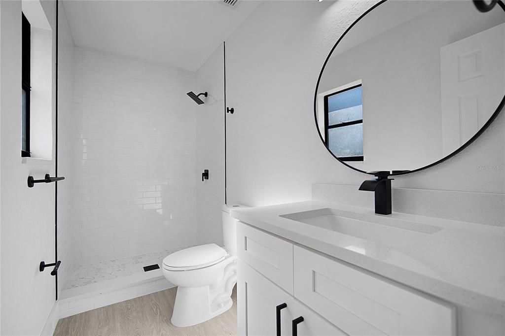 For Sale: $258,900 (3 beds, 2 baths, 1156 Square Feet)