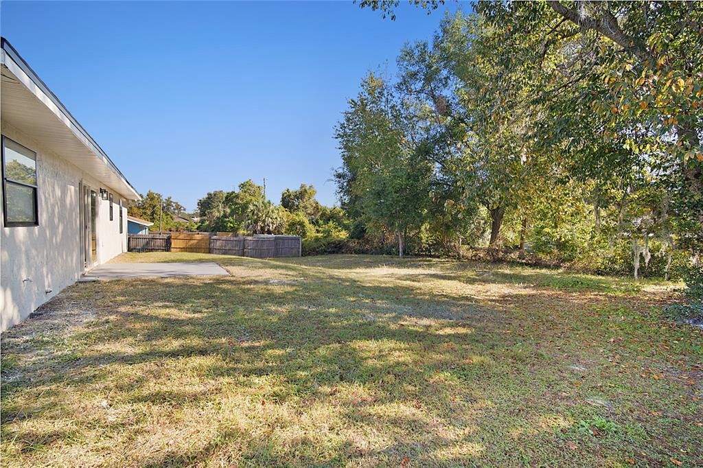 For Sale: $258,900 (3 beds, 2 baths, 1156 Square Feet)