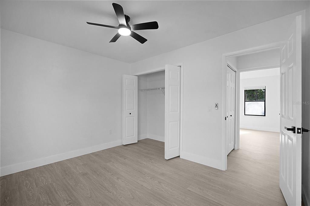 For Sale: $258,900 (3 beds, 2 baths, 1156 Square Feet)