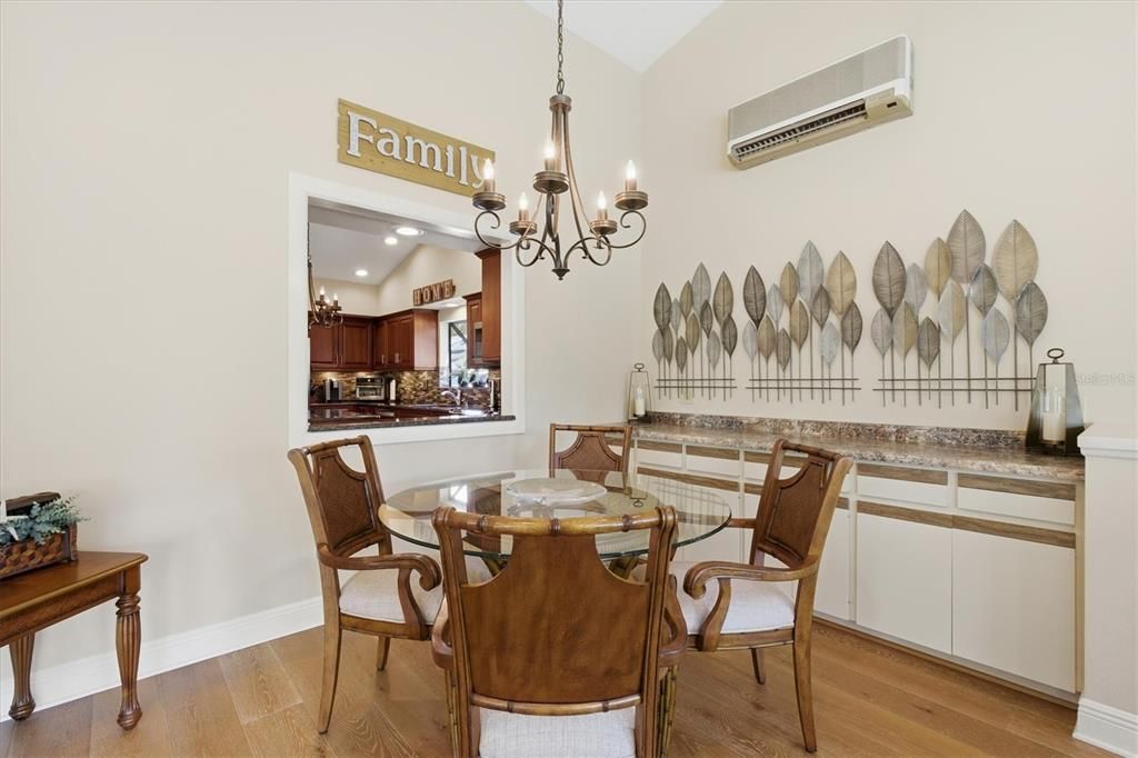 На продажу: $709,400 (3 спален, 2 ванн, 3144 Квадратных фут)