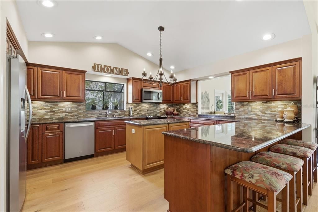 На продажу: $709,400 (3 спален, 2 ванн, 3144 Квадратных фут)