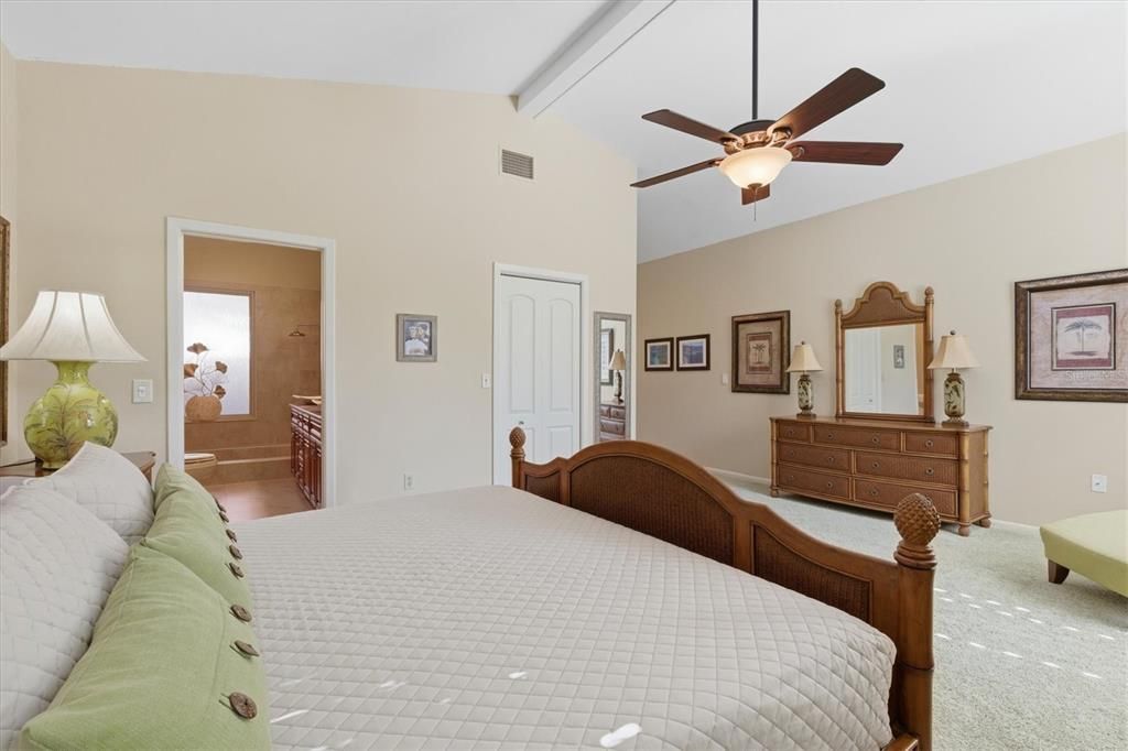 На продажу: $709,400 (3 спален, 2 ванн, 3144 Квадратных фут)