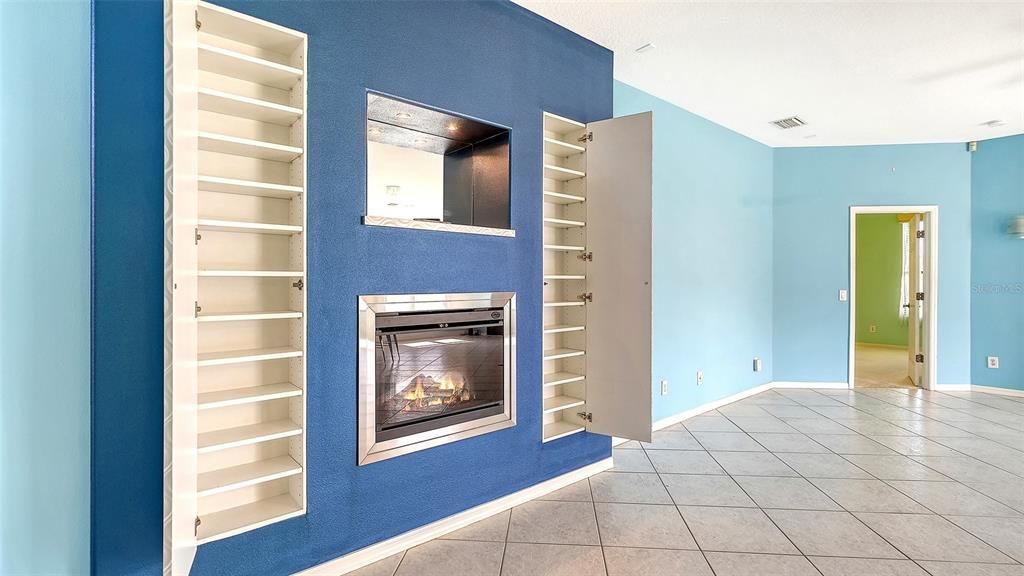 For Sale: $515,000 (3 beds, 2 baths, 2186 Square Feet)