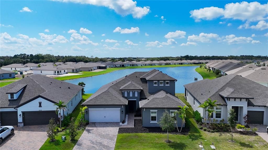 En Renta: $3,800 (5 camas, 5 baños, 3164 Pies cuadrados)