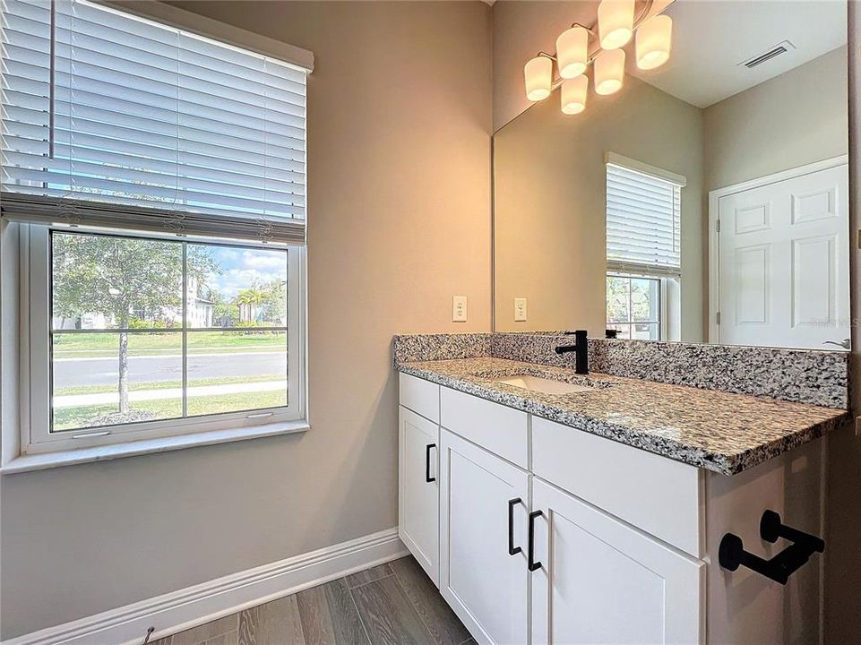 En Renta: $3,800 (5 camas, 5 baños, 3164 Pies cuadrados)