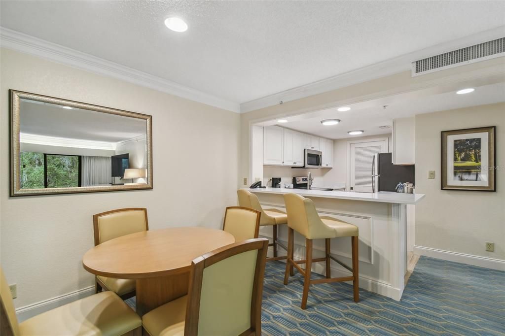 На продажу: $279,900 (1 спален, 1 ванн, 825 Квадратных фут)