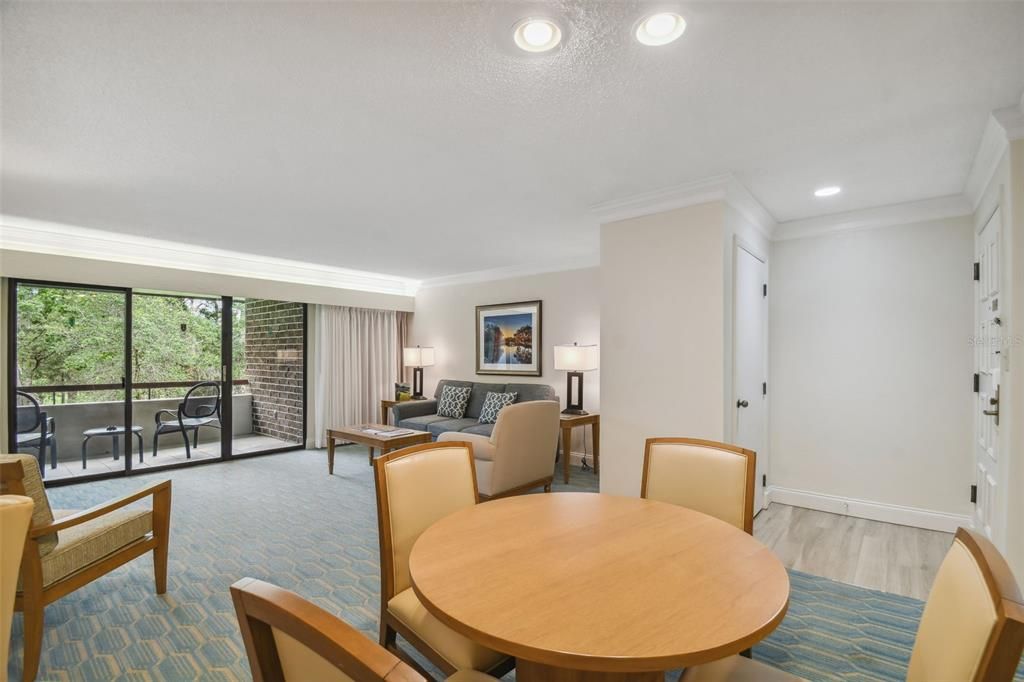 На продажу: $279,900 (1 спален, 1 ванн, 825 Квадратных фут)