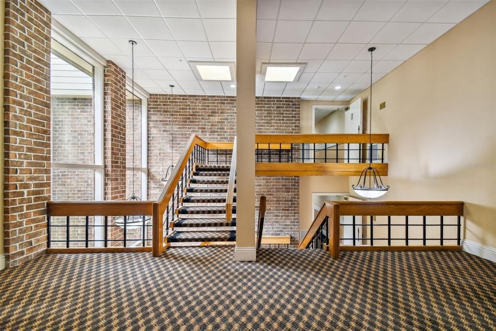 На продажу: $279,900 (1 спален, 1 ванн, 825 Квадратных фут)