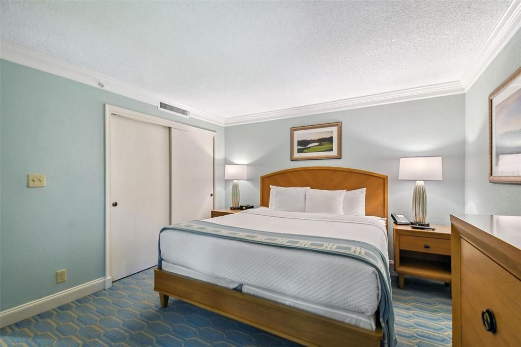 На продажу: $279,900 (1 спален, 1 ванн, 825 Квадратных фут)