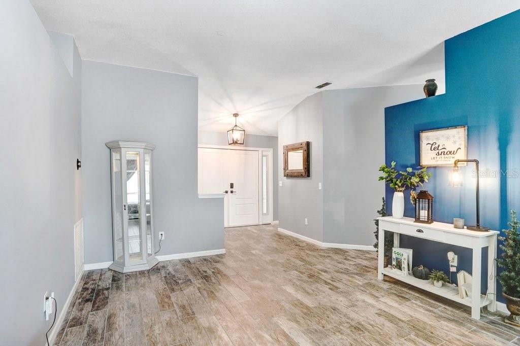 待售: $439,990 (3 贝兹, 2 浴室, 1804 平方英尺)