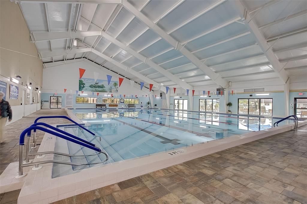 На продажу: $199,900 (2 спален, 1 ванн, 1149 Квадратных фут)