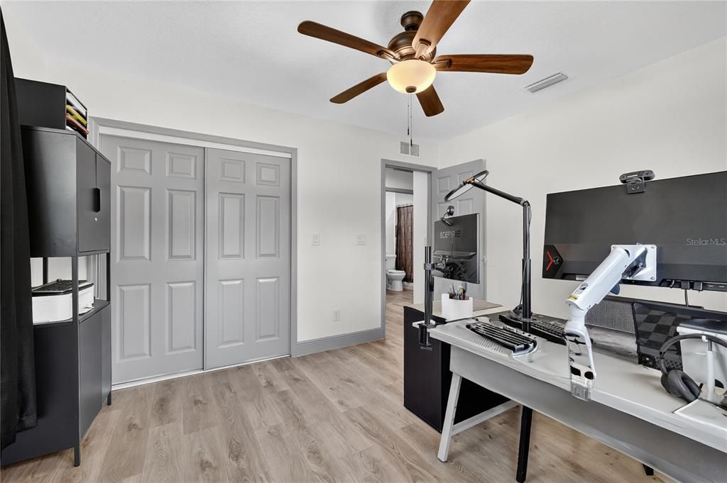 For Sale: $350,000 (4 beds, 2 baths, 1258 Square Feet)