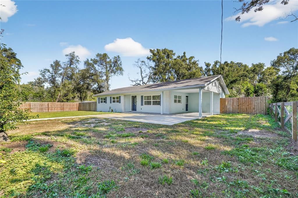 For Sale: $350,000 (4 beds, 2 baths, 1258 Square Feet)