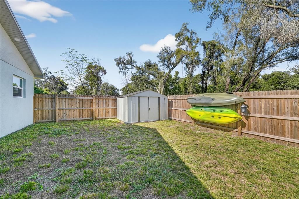 For Sale: $350,000 (4 beds, 2 baths, 1258 Square Feet)