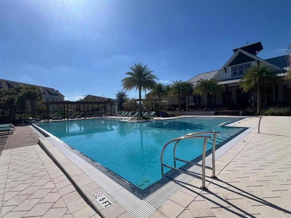 En Renta: $4,200 (3 camas, 2 baños, 1638 Pies cuadrados)