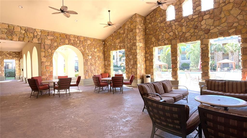 В аренду: $1,695 (3 спален, 3 ванн, 1217 Квадратных фут)