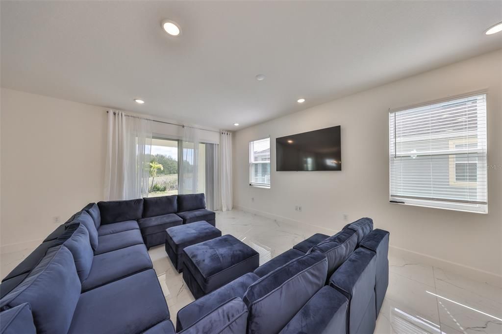 На продажу: $620,000 (4 спален, 3 ванн, 2273 Квадратных фут)