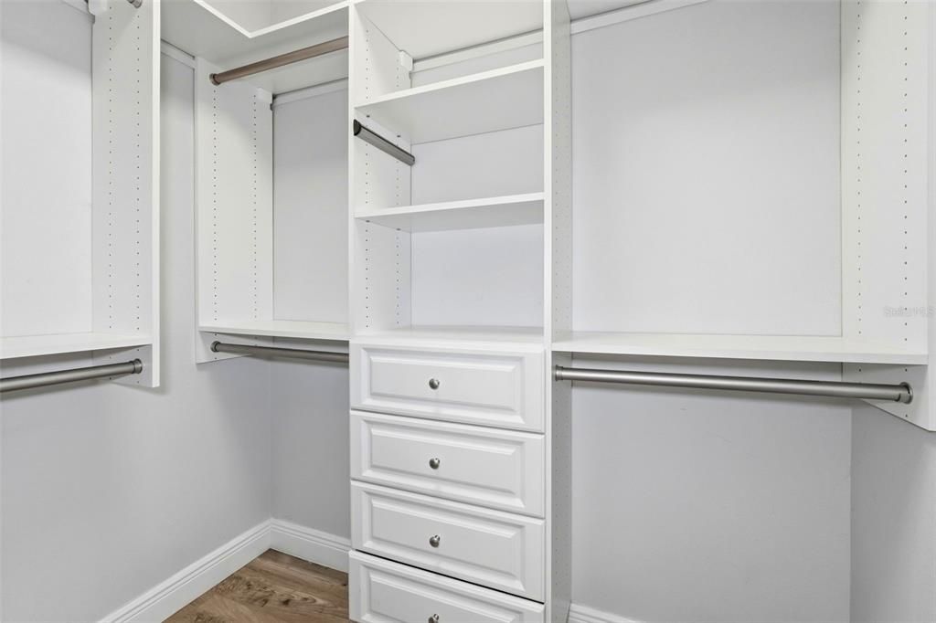 For Rent: $4,000 (3 beds, 2 baths, 2357 Square Feet)