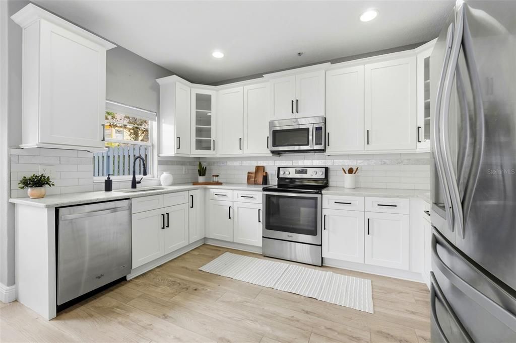 For Rent: $4,000 (3 beds, 2 baths, 2357 Square Feet)