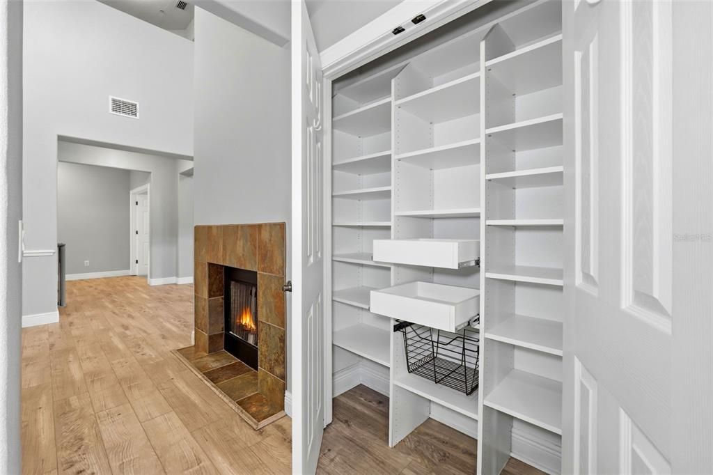 For Rent: $4,000 (3 beds, 2 baths, 2357 Square Feet)