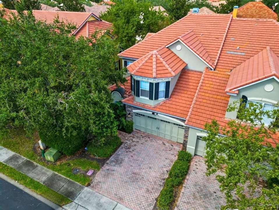 For Rent: $4,000 (3 beds, 2 baths, 2357 Square Feet)