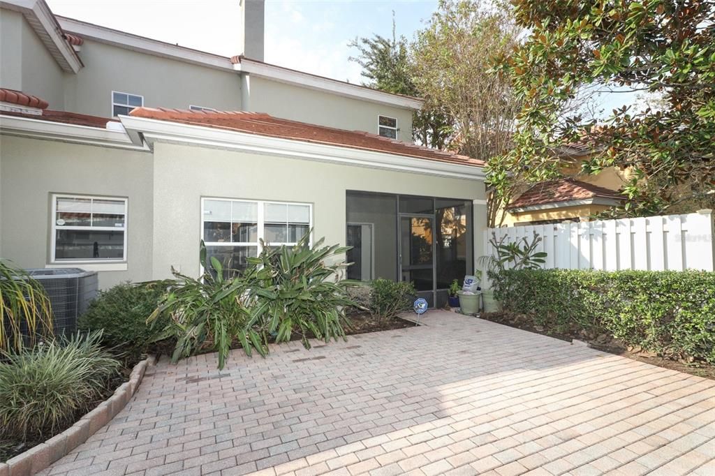 For Rent: $4,000 (3 beds, 2 baths, 2357 Square Feet)